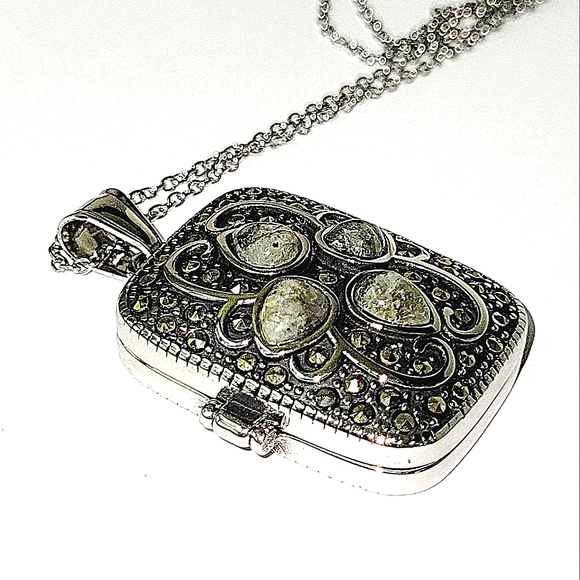 NEW! Malagasy Labradorite & Swiss Marcasite Pendant in Black Oxidized Stainless - Picture 4 of 15